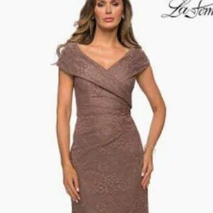 La Femme | Cocoa Brown ruched Mother of Bride Gown | Size 2 / 4